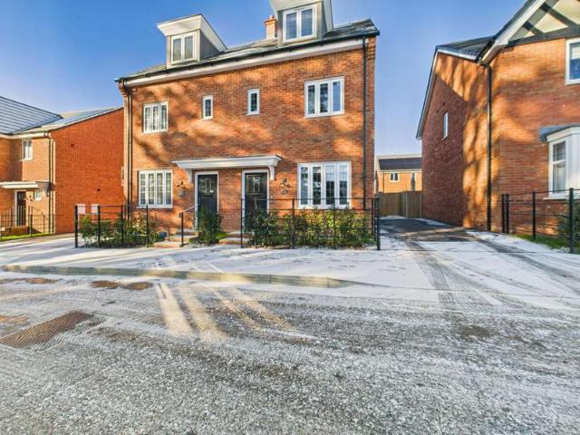 Farm for sale in Hounsome Fields, Priest Down