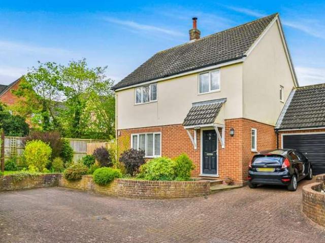 Farm for sale in Church End, Duton Hill