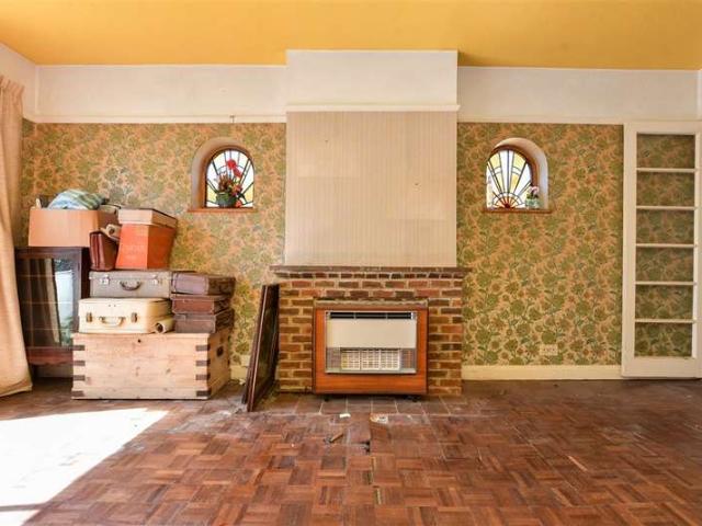 Farm for sale in West Cliff, Acol
