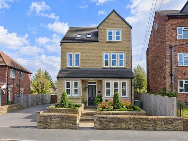 Farm for sale in Crimbles, Leeds