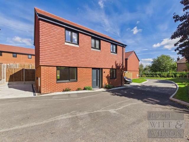 Farm for sale in Telham, Heathlands