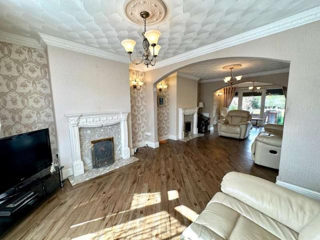 Farm for sale in Bloxwich, West Midlands