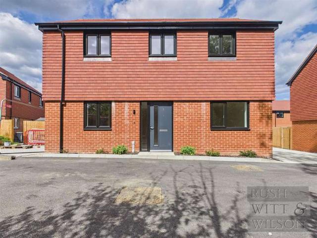 Farm for sale in Telham, Heathlands