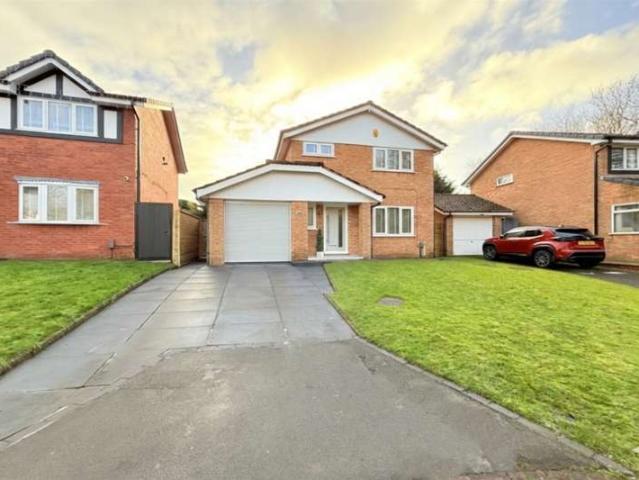 Farm for sale in Beechwood, Halton
