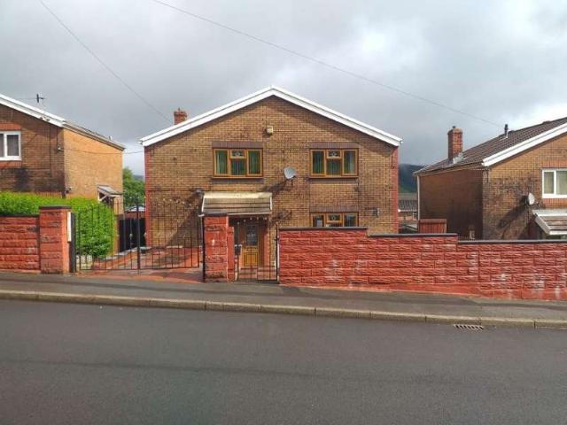 Farm for sale in Gwynfi and Croeserw, Croeserw