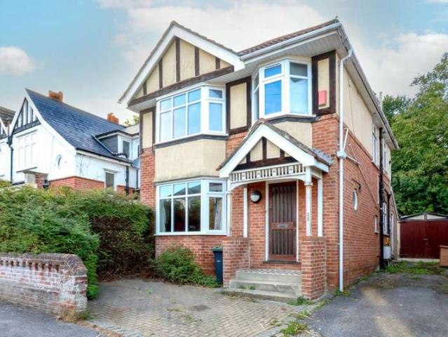 Farm for sale in Pokesdown, Bournemouth
