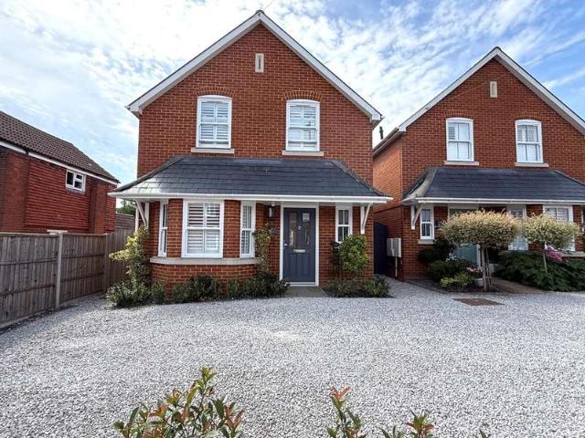 Farm for sale in Binfield