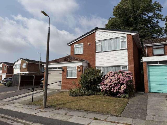 Farm for sale in Woolton, Calderstones
