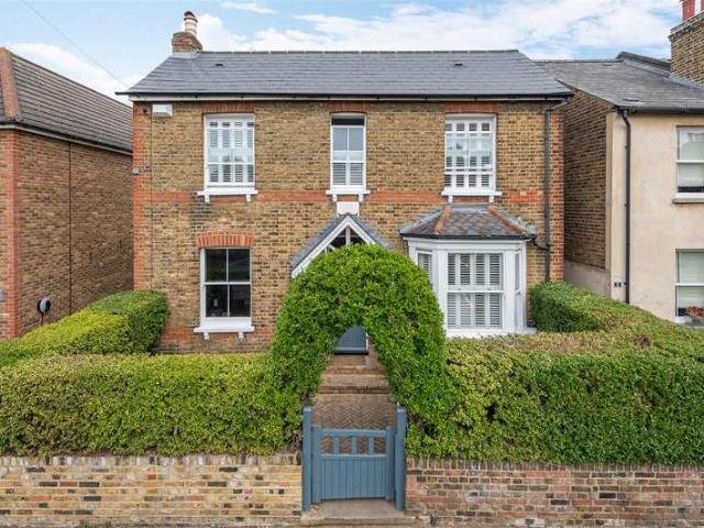 Farm for sale in Norbiton, Greater London