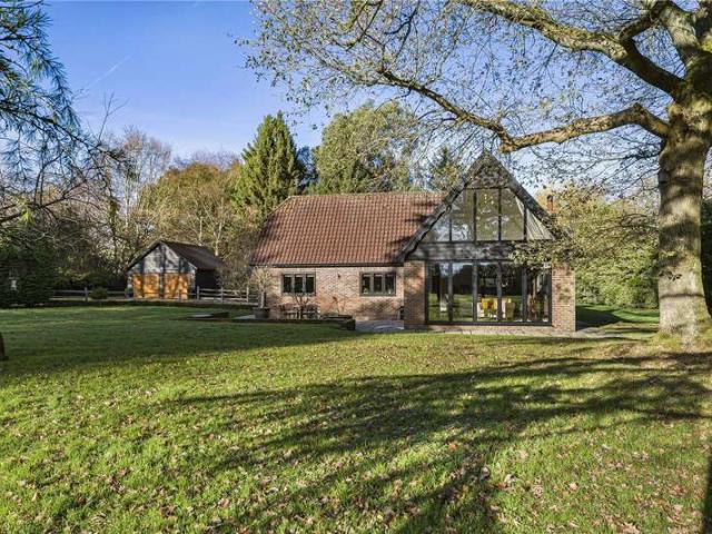 Farm for sale in London Borough of Bromley, Greater London