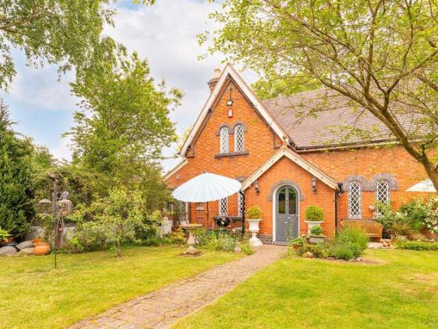 Farm for sale in Alderminster, Warwickshire