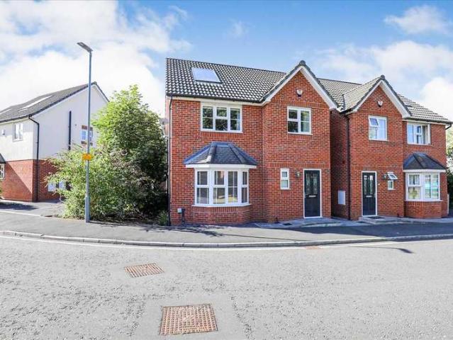 Farm for sale in Halewood Green, Halewood