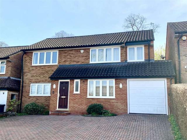 Farm for sale in Hall Park, Pouchen End