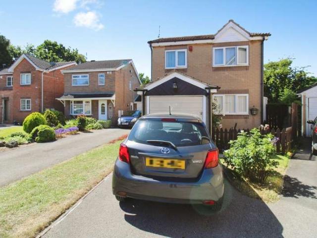 Farm for sale in Bransholme, Hull