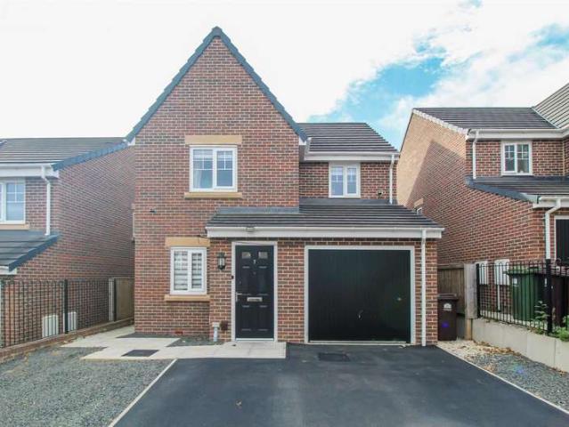 Farm for sale in Horbury, West Yorkshire