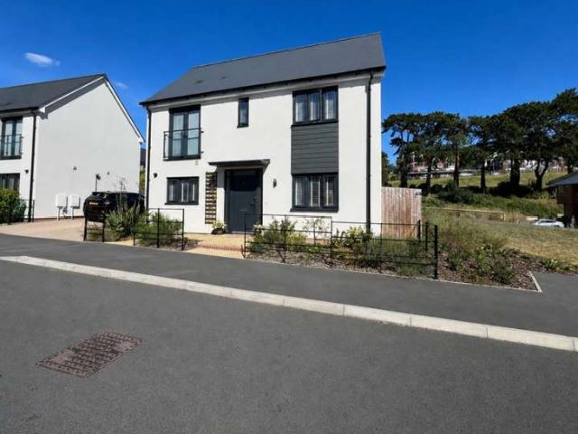 Farm for sale in Dursley, School House