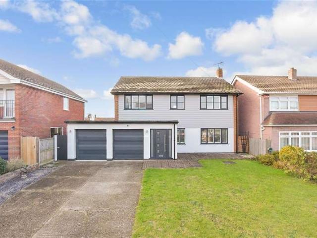 Farm for sale in Minnis Bay, Thanet