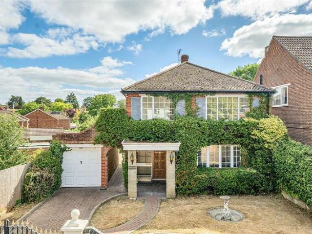 Farm for sale in Arborfield