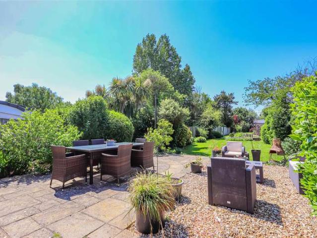 Farm for sale in Colcot, Barry