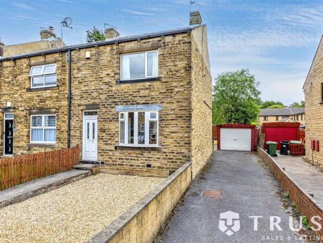 Farm for sale in Dewsbury Moor, Heckmondwike