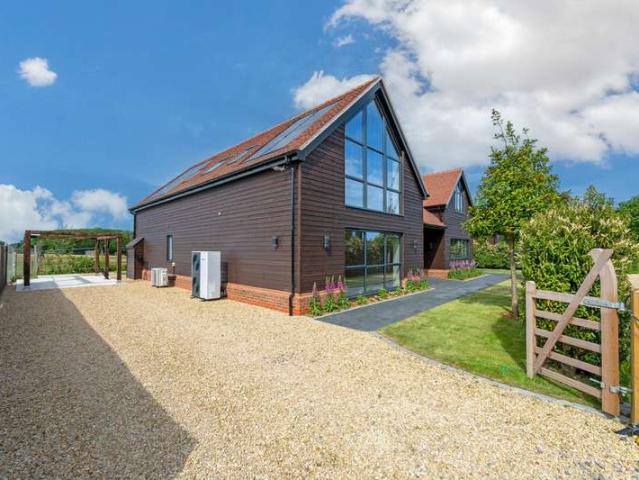 Farm for sale in Wildmoor, Basingstoke and Deane