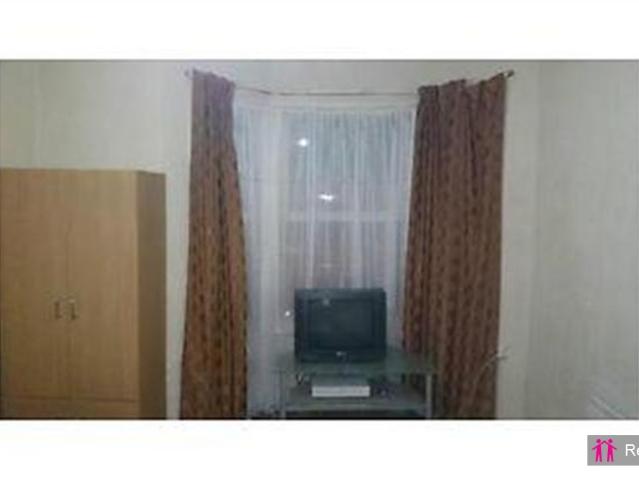 House for rent in Plashet, Greater London