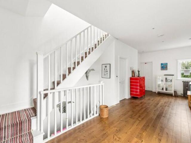 Farm for rent in Cat Hill, England