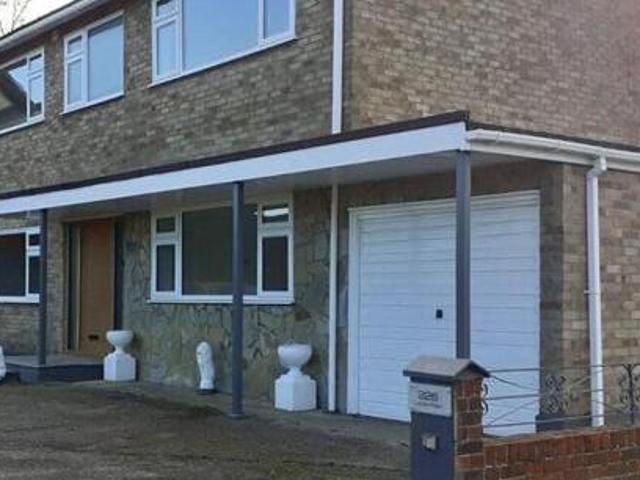 House for rent in Bowers Gifford and North Benfleet, Essex