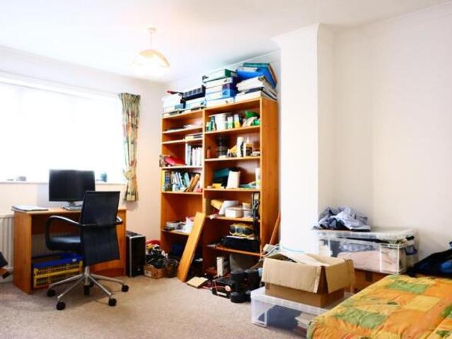 Farm for rent in Old Wolverton, Milton Keynes