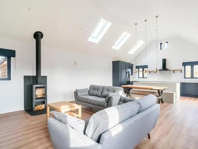House for rent in Golden Valley, Gloucestershire