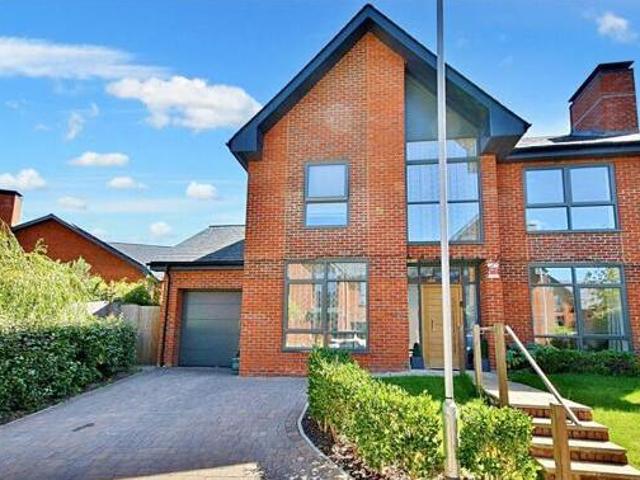 House for sale in Surrey