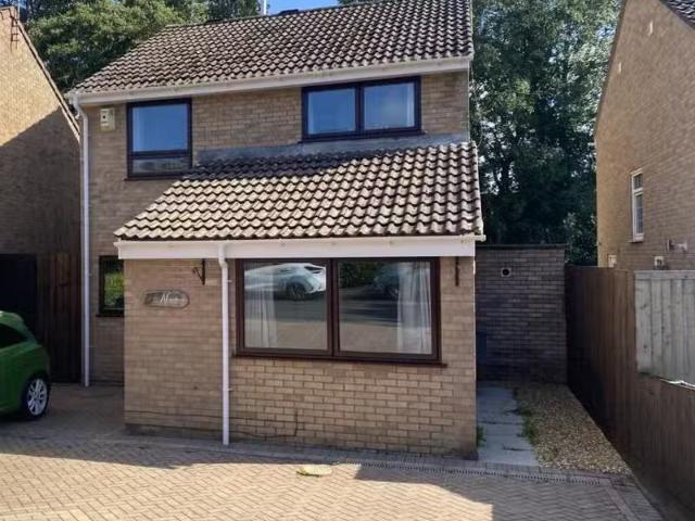 House for rent in Long Ashton, Yanley