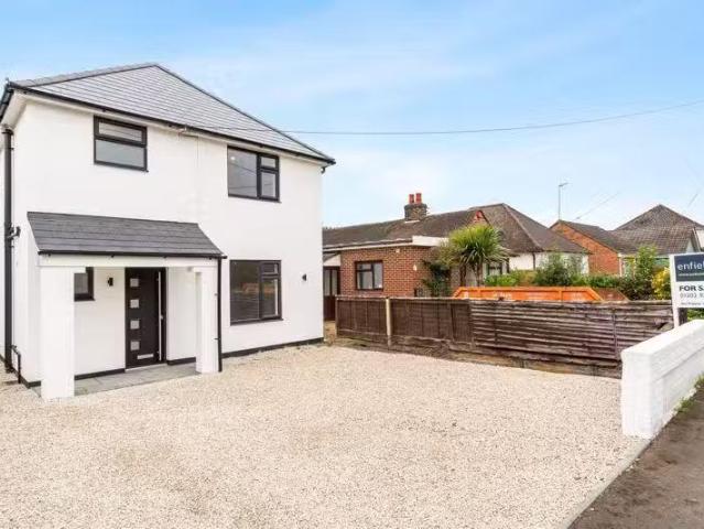 House for rent in Creekmoor, Poole