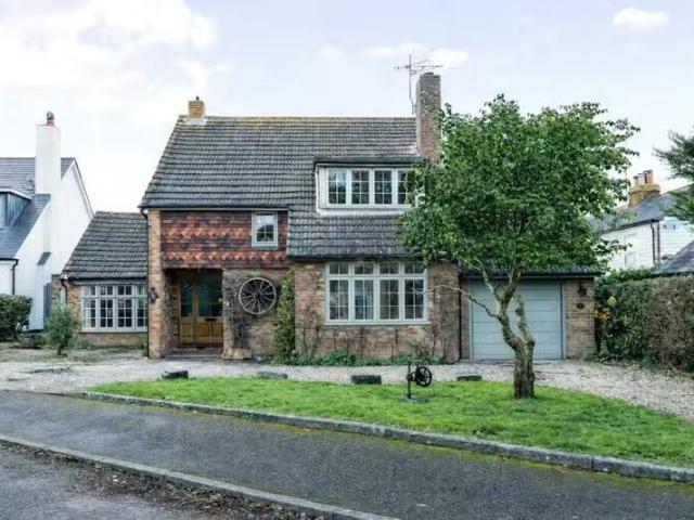 House for rent in Blackhills, Surrey