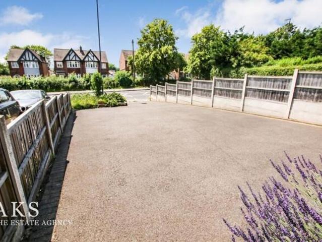 Farm for rent in Chaddesden, East Midlands