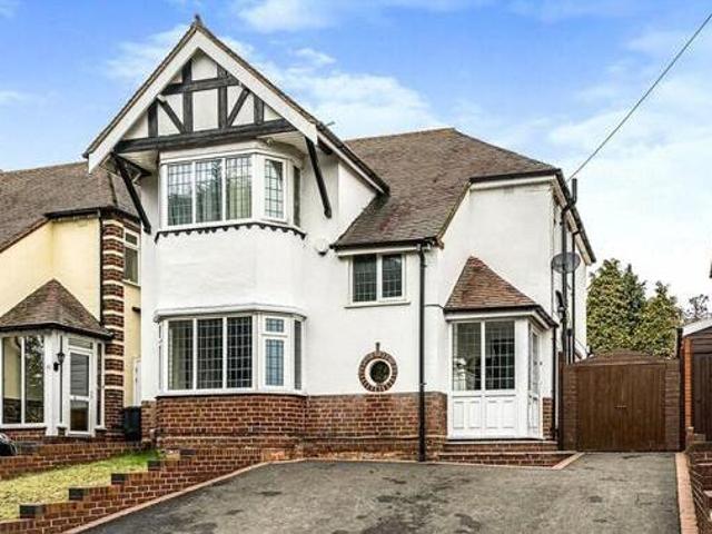 House for rent in Dixons Green, West Midlands