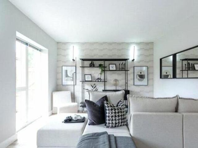 House for rent in Whitby, Rossmore