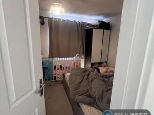 Farm for rent in Hampton Green, Cambridgeshire