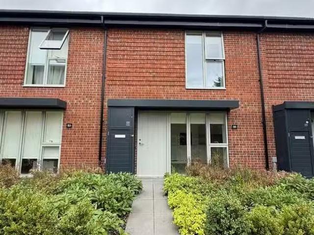 House for rent in Rossmore, Cheshire