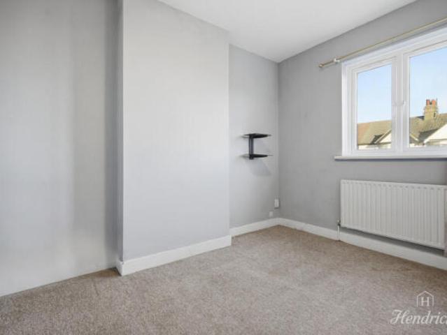 Farm for rent in Alton Barnes