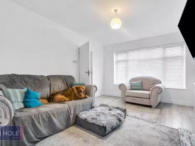 House for rent in Kingswood, School House