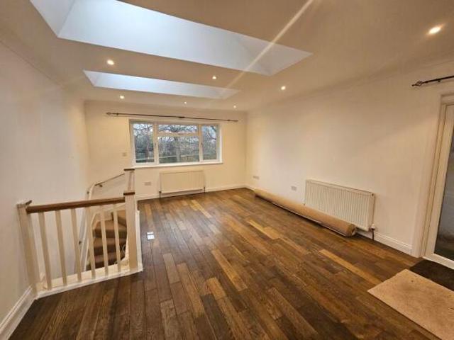 Farm for rent in Penenden Heath, Maidstone