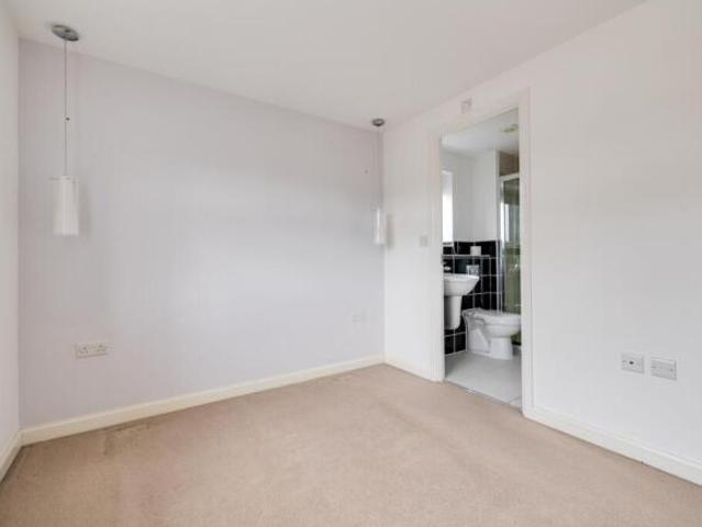 Farm for rent in Saighton, Cheshire West and Chester