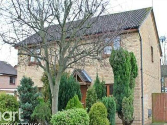 House for rent in Park Hill, Green Close
