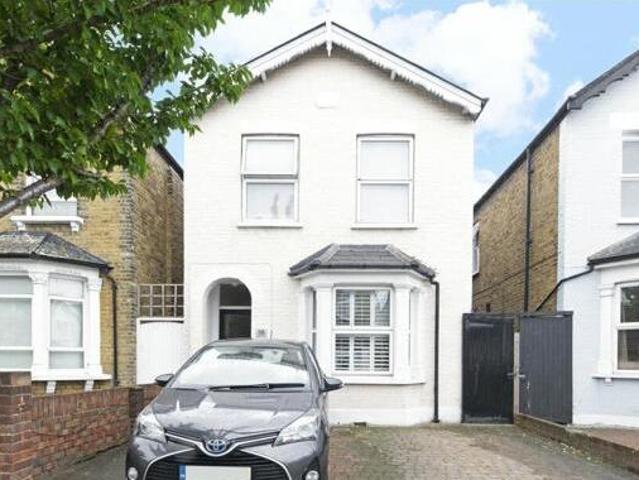 House for rent in Kingston Upon Thames, Greater London