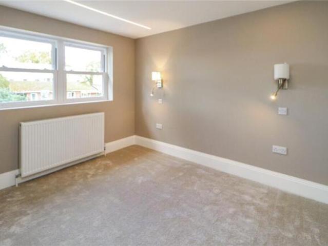Farm for rent in Slough