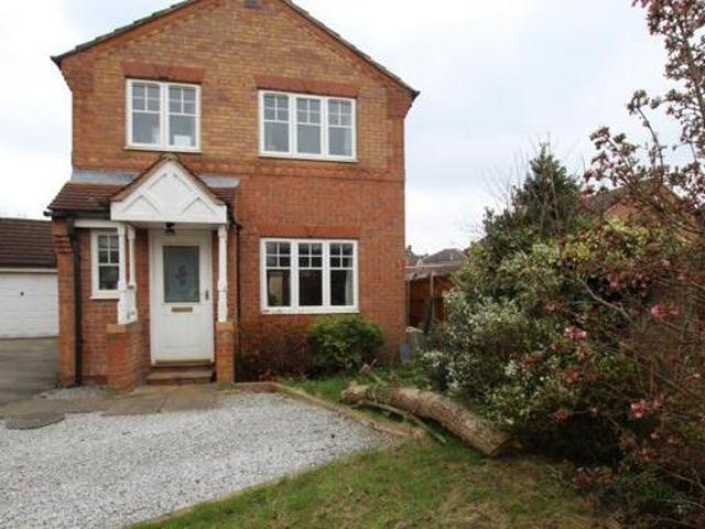 House for rent in Burn Knolls, Leeds