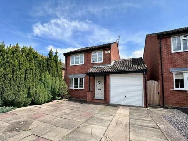 House for rent in Elmfield, Leicestershire