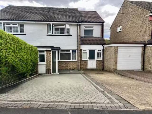 House for rent in London Borough of Croydon, Selsdon