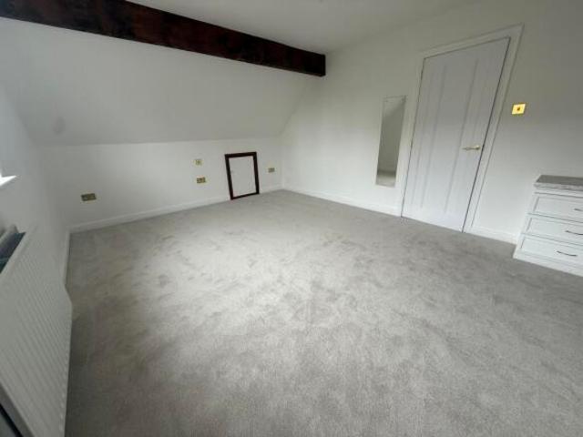 Farm for rent in Lindley, West Yorkshire